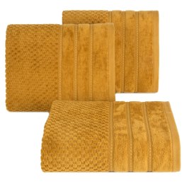 RĘCZNIK ADORE (09) 30 X 50 CM MIODOWY