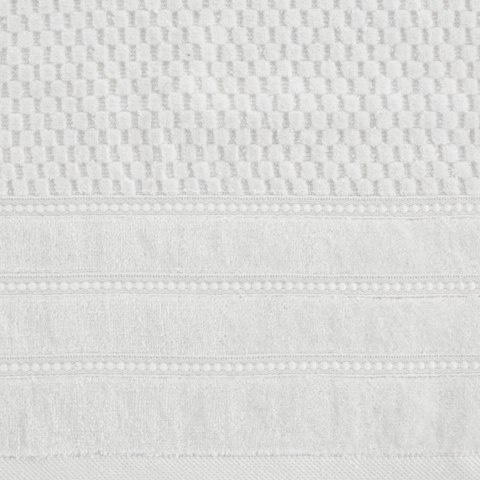 RĘCZNIK ADORE (01) 30 X 50 CM BIAŁY