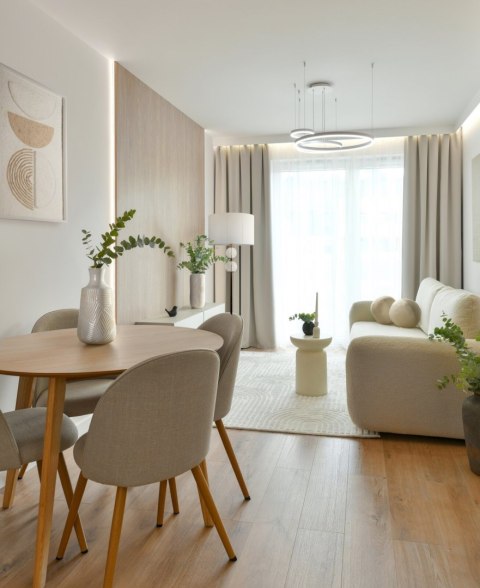 WAZON DEKORACYJNY EUROFIRANY ROMINA (01) 13 X 13 X 23 CM KREMOWY