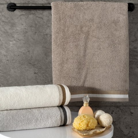 RĘCZNIK NIKO (02) 30 X 50 CM BEŻOWY