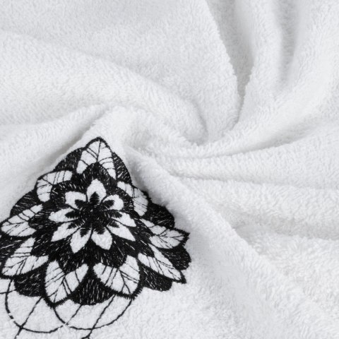 KOMPLET RĘCZNIKÓW EUROFIRANY 3 30X50 CM, 50X90 CM, 70X140 CM BIAŁY