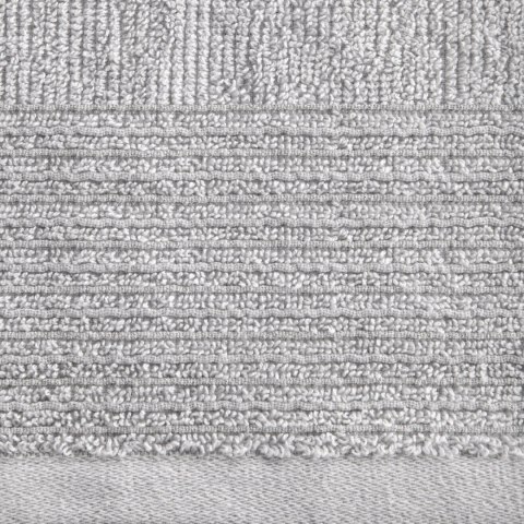 RĘCZNIK LARI (10) 50 X 90 CM JASNOSREBRNY