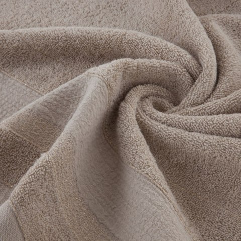 KOMPLET RĘCZNIKÓW APRIL 46 X 36 X 7 CM BEŻOWY