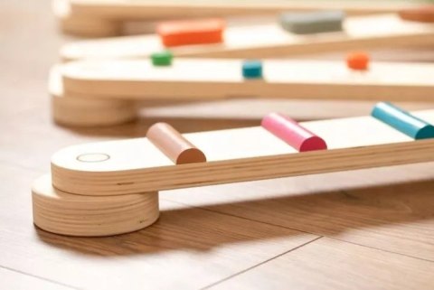 Balansująca ścieżka drewniana tor równowagi dla dzieci edukacyjny