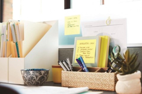 Bloczek samoprzylepny POST-IT_ w linie (675-YL), 100x100mm, 1x300 kart., żółty (X)