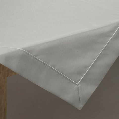 OBRUS SERWETA ZE SREBRNĄ LAMÓWKĄ MADELE 85X85