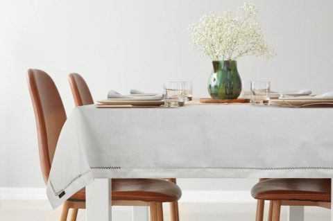 BIEŻNIK EUROFIRANY OBRUS   EMILY 40 X 180 CM BIAŁY