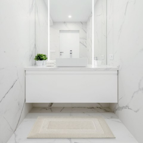 DY/LUCY/05/C.MIĘ 50X70 650