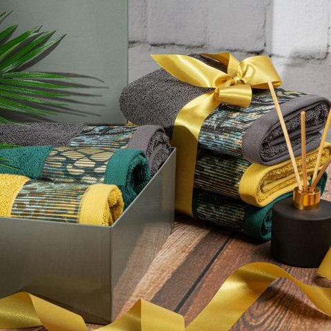 RĘCZNIK CARLA 70X140 CM CZARNY