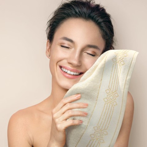 RĘCZNIK KAMELA (01) 50X90 CM BIAŁY