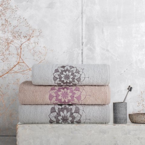 KOMPLET RĘCZNIKÓW EUROFIRANY 3 30X50 CM, 50X90 CM, 70X140 CM BIAŁY