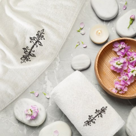 KOMPLET RĘCZNIKÓW EUROFIRANY 3 30X50 CM, 50X90 CM, 70X140 CM KREMOWY